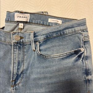 Frame Light Blue Denim Jeans